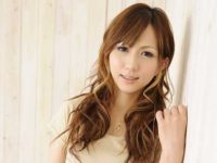 【心有花】チ〇ポをしゃぶってもアナルにぶち込まれても絶対カメラ目線